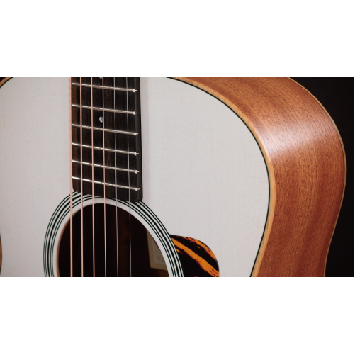 Taylor GS Mini-e Special Edition Trans White 晶亮白 特別限定款 面單 電木 旅行吉他